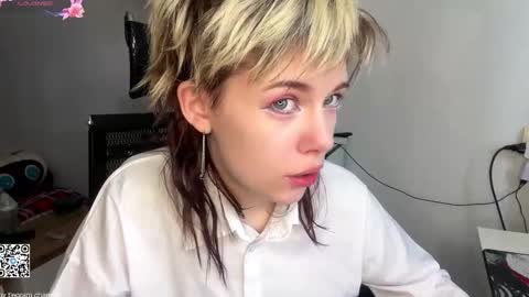 Snapshot of liliandaniels chatting on 02.07.26 Lilian online show from 02.07.26