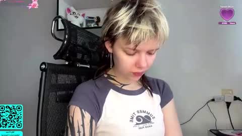 Snapshot of liliandaniels chatting on 02.21.26 Lilian online show from 02.21.26