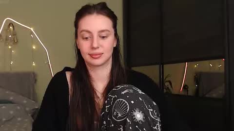 Lilu online show from 10.11.25