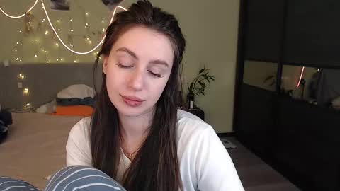 Lilu online show from 11.27.25