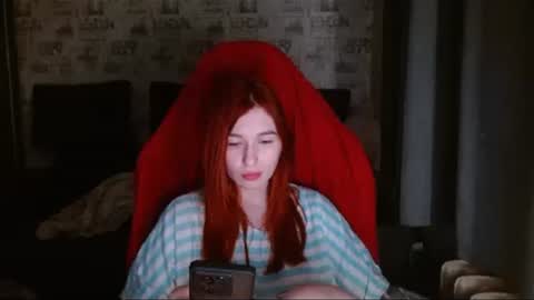 liliawoolf online show from 02.02.25