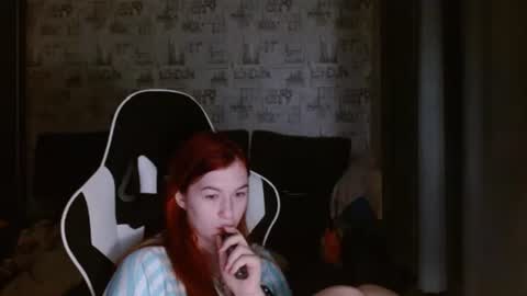 liliawoolf online show from 02.05.25