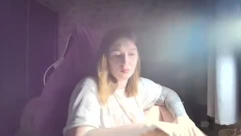 Snapshot of liliawoolf chatting on 12.14.25 liliawoolf online show from 12.14.25
