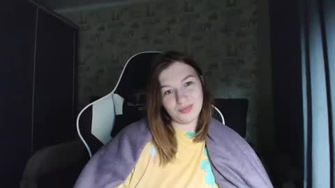 Snapshot of liliawoolf chatting on 12.17.25 liliawoolf online show from 12.17.25
