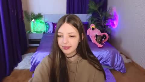 Lili Bakery online show from 01.13.25