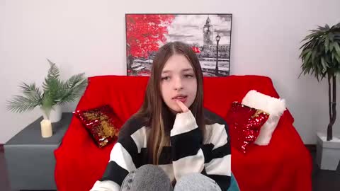 Lili Bakery online show from 01.28.25