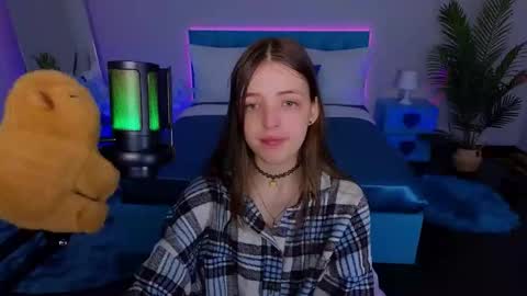 Lili Bakery online show from 09.15.25