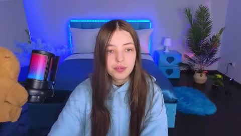 Lili Bakery online show from 10.13.25