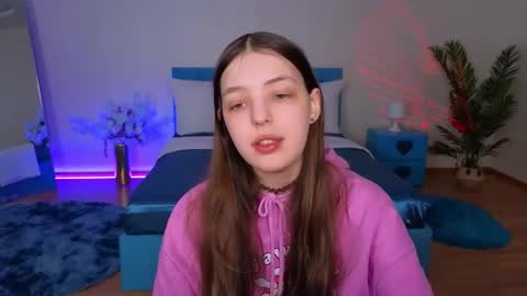 Lili Bakery online show from 03.30.26