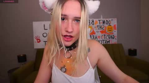 lilielfie online show from 10.31.25