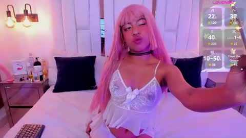 Snapshot of lilieth_white chatting on 06.20.26 Lilieth online show from 06.20.26