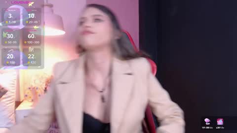 Snapshot of lilijensen chatting on 10.10.25 LilyJensen online show from 10.10.25