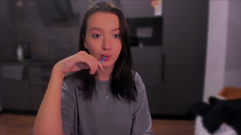             ...  online show from 12.12.24