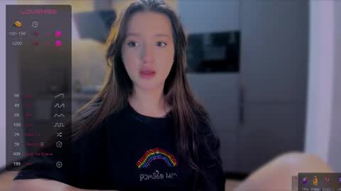 Snapshot of lililaluna chatting on 04.18.26 ... online show from 04.18.26