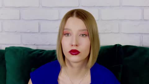 LiliLinn online show from 02.24.25