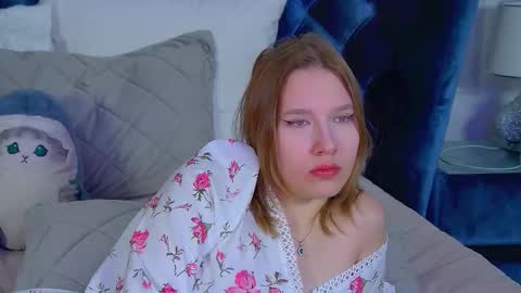 LiliLinn online show from 02.21.26