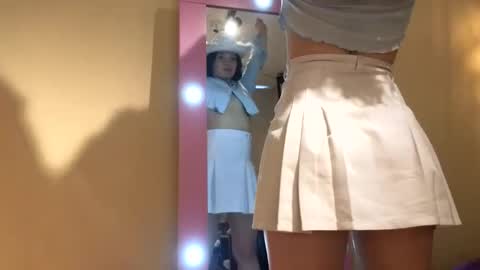 lilimini online show from 10.29.25