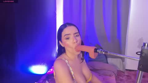 Snapshot of lilirouse chatting on 04.25.26 lilirouse online show from 04.25.26
