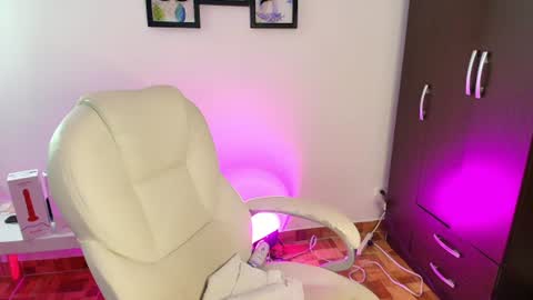 Snapshot of lilith01_ chatting on 07.23.26 Leidy online show from 07.23.26