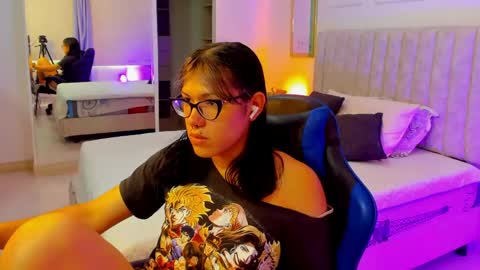 Snapshot of lilith_ayanami chatting on 04.27.26 lilith online show from 04.27.26