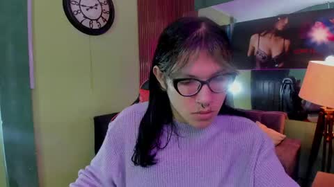Snapshot of lilith_ayanami chatting on 05.18.26 lilith online show from 05.18.26