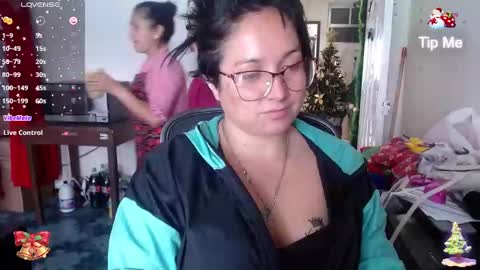 Snapshot of lilith_camp chatting on 12.13.24 Laura lopez online show from 12.13.24