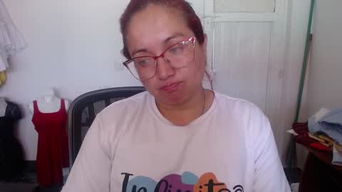 Snapshot of lilith_camp chatting on 01.18.25 Laura lopez online show from 01.18.25