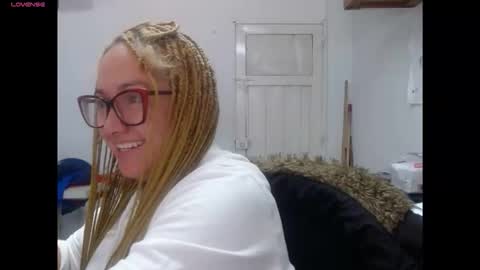 Snapshot of lilith_camp chatting on 02.12.26 Laura lopez online show from 02.12.26