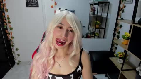 lilith cooper20 online show from 12.16.25