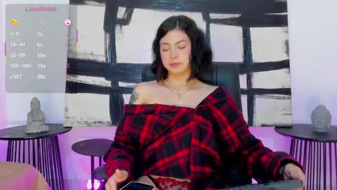 Snapshot of lilith_moonx chatting on 05.10.26 lilith_moonx online show from 05.10.26