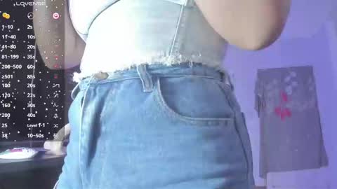 Snapshot of lilith_mystey chatting on 12.18.24 lily online show from 12.18.24