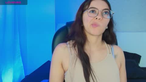 Snapshot of lilith_rose6 chatting on 10.21.25 Lilith  online show from 10.21.25