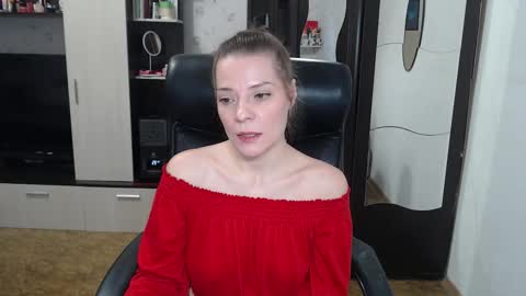 lilith small21 online show from 02.16.26