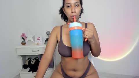 Snapshot of lilith_vision chatting on 04.21.26 Alejandra online show from 04.21.26