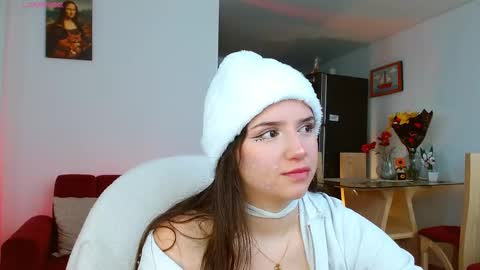 Abril  online show from 12.16.25