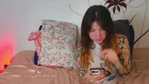 Snapshot of lilithandjacob chatting on 08.04.26 online show from 08.04.26