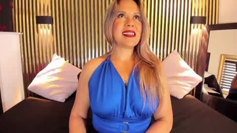   online show from 11.15.25