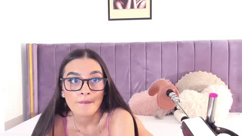 Lily online show from 02.10.25