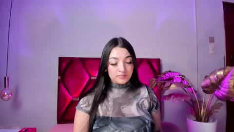 LilithEsme online show from 12.20.25