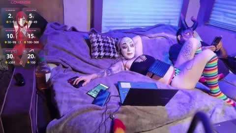 Snapshot of lilithjamiez chatting on 09.27.25 LilithJamiez online show from 09.27.25