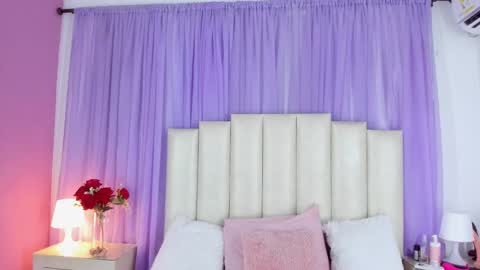 Lilith  online show from 01.18.25