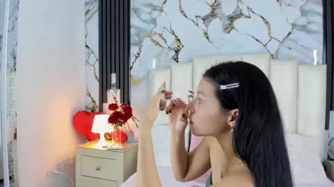 Lilith  online show from 02.21.25