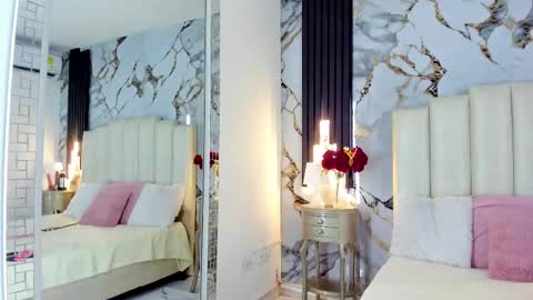 Lilith  online show from 09.24.25