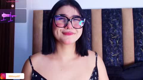 Snapshot of lilithnyx_x chatting on 05.18.26 lilithnyx_x online show from 05.18.26