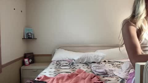 Snapshot of lilithohfish chatting on 05.14.26 Lilithohfish online show from 05.14.26