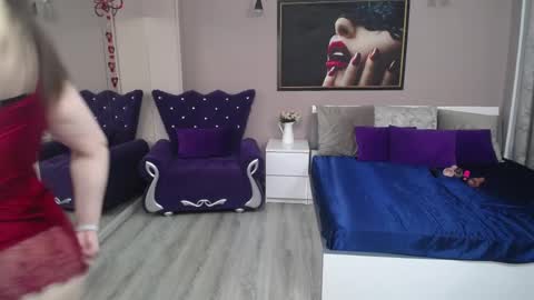 Snapshot of lilithreys chatting on 04.19.26 lilithreys online show from 04.19.26