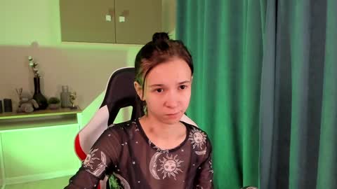 Snapshot of lilithstrangfor chatting on 12.16.24 lilithstrangfor online show from 12.16.24