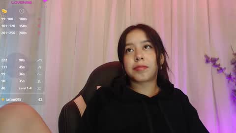 Snapshot of lilithwallkeer chatting on 02.24.25 Maria online show from 02.24.25