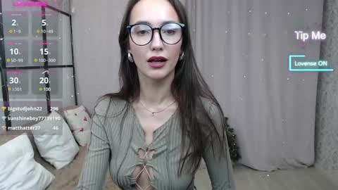 Lillian online show from 01.23.25