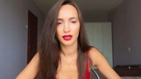 Lillian online show from 04.20.26